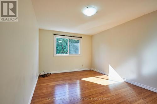 1207 Erinlea Avenue, Oshawa, ON - Indoor Photo Showing Other Room