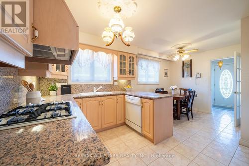 30 Orangewood Crescent, Toronto, ON - Indoor Photo Showing Kitchen