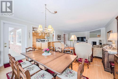 302 - 43 Caroline Street N, Waterloo, ON - Indoor Photo Showing Dining Room