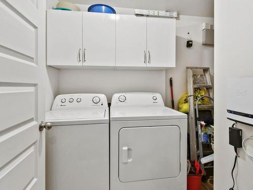 Laundry room - 108-3330 Boul. Le Carrefour, Laval (Chomedey), QC - Indoor Photo Showing Laundry Room