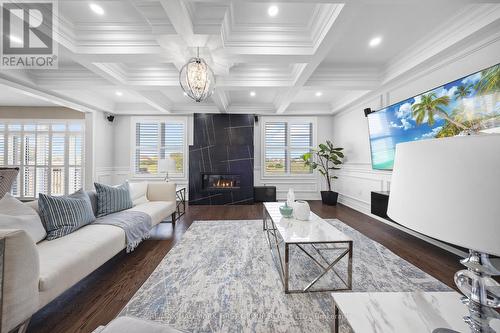 27 Yacht Drive, Clarington, ON - Indoor Photo Showing Living Room With Fireplace