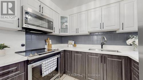 29 - 740 Kennedy Road, Toronto, ON - Indoor Photo Showing Kitchen With Double Sink With Upgraded Kitchen