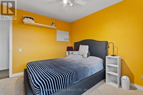 6019 Andrea Drive, Niagara Falls (218 - West Wood), ON - Indoor Photo Showing Bedroom