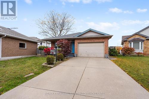 6019 Andrea Drive, Niagara Falls (218 - West Wood), ON - Outdoor With Facade