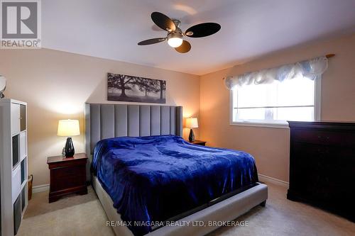 6019 Andrea Drive, Niagara Falls (218 - West Wood), ON - Indoor Photo Showing Bedroom