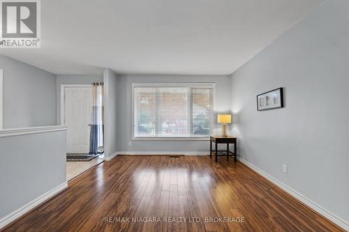 6019 Andrea Drive, Niagara Falls (218 - West Wood), ON - Indoor Photo Showing Other Room