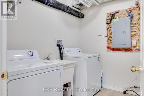 24B - 931 Glasgow Street, Kitchener, ON - Indoor Photo Showing Laundry Room