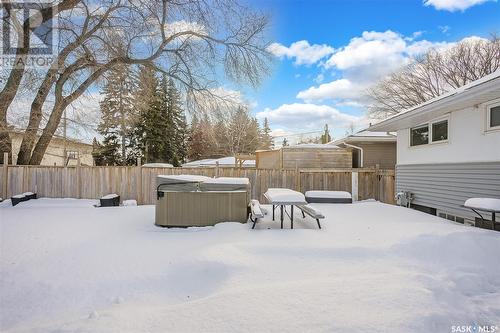 2417 Clarence Avenue S, Saskatoon, SK - Outdoor