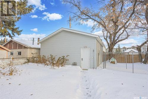 2417 Clarence Avenue S, Saskatoon, SK - Outdoor