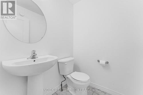 6 - 29 Schuyler Street, Brant, ON - Indoor Photo Showing Bathroom