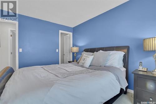 205 1640 Dakota Drive, Regina, SK - Indoor Photo Showing Bedroom