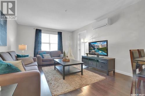 205 1640 Dakota Drive, Regina, SK - Indoor Photo Showing Living Room