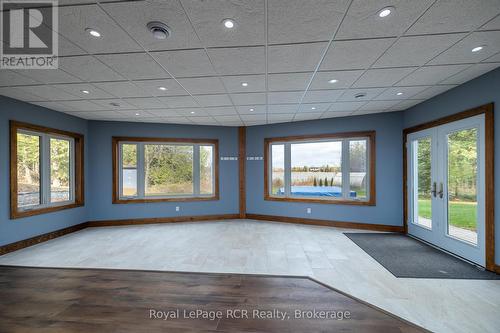 123 Lakeview Road, Grey Highlands, ON - Indoor Photo Showing Other Room