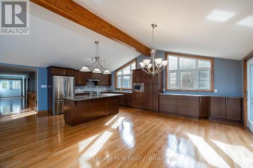 123 Lakeview Road, Grey Highlands, ON - Indoor Photo Showing Kitchen