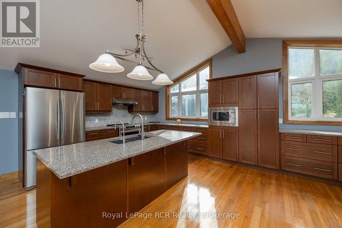 123 Lakeview Road, Grey Highlands, ON - Indoor Photo Showing Kitchen With Double Sink