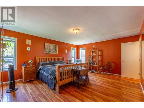 232 Farleigh Lake Road, Penticton, BC - Indoor Photo Showing Bedroom