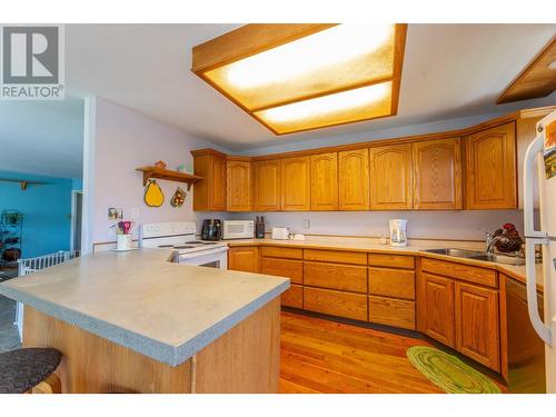 232 Farleigh Lake Road, Penticton, BC - Indoor Photo Showing Kitchen With Double Sink