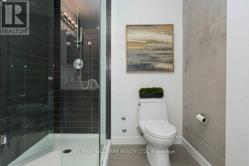 807 - 138 Princess Street, Toronto, ON - Indoor Photo Showing Bathroom