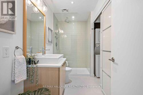 807 - 138 Princess Street, Toronto, ON - Indoor Photo Showing Bathroom