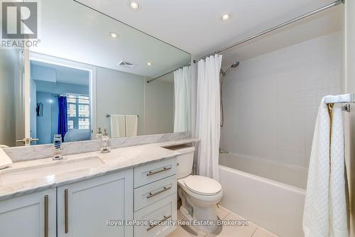 709 - 85 East Liberty Street, Toronto, ON - Indoor Photo Showing Bathroom