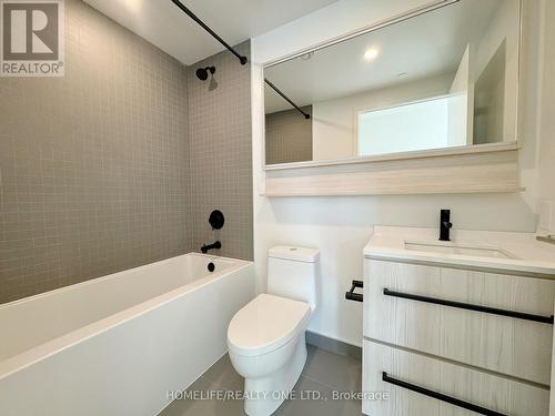 1111 - 117 Broadway Avenue, Toronto, ON - Indoor Photo Showing Bathroom