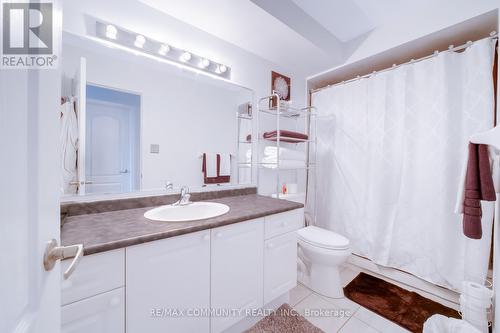 49 Cheetah Crescent, Toronto, ON - Indoor Photo Showing Bathroom