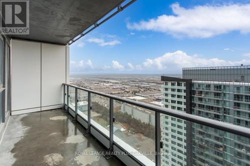 3801 - 7890 Jane Street, Vaughan, ON - Outdoor With View With Exterior