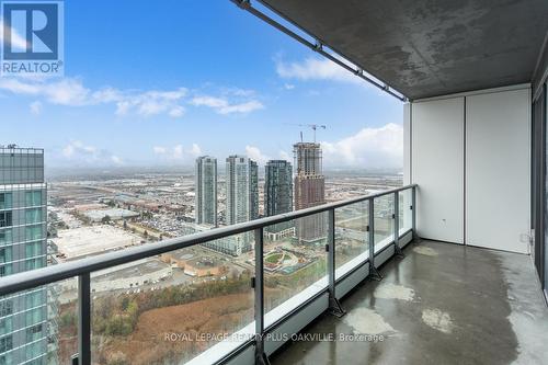 3801 - 7890 Jane Street, Vaughan, ON - Outdoor With View With Exterior