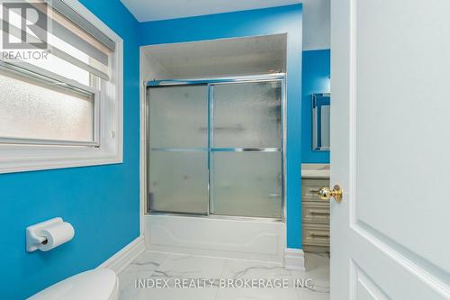 54 Brasswinds Court, Vaughan, ON - Indoor Photo Showing Bathroom