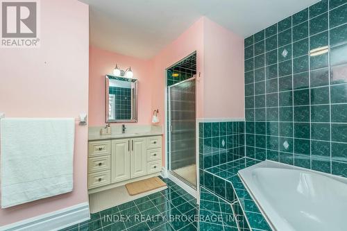 54 Brasswinds Court, Vaughan, ON - Indoor Photo Showing Bathroom