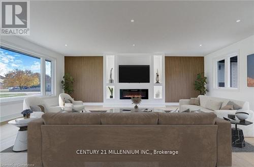 492 Birch Street, Collingwood, ON - Indoor Photo Showing Living Room With Fireplace