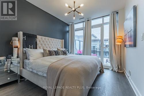 465 - 1575 Lakeshore Road W, Mississauga, ON - Indoor Photo Showing Bedroom