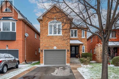 2077 Frontier Drive, Oakville, ON - Outdoor With Facade