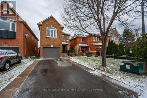 2077 Frontier Drive, Oakville, ON - Outdoor With Facade