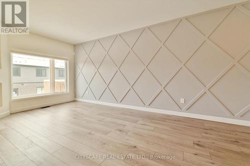 29 Bensley Lane, Hamilton, ON - Indoor Photo Showing Other Room