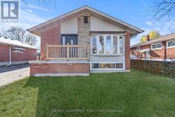 20 BURFIELD AVENUE  Hamilton, ON L8T 2J9