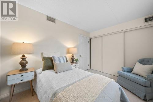 404 - 1 Queen Street, Cobourg, ON - Indoor Photo Showing Bedroom