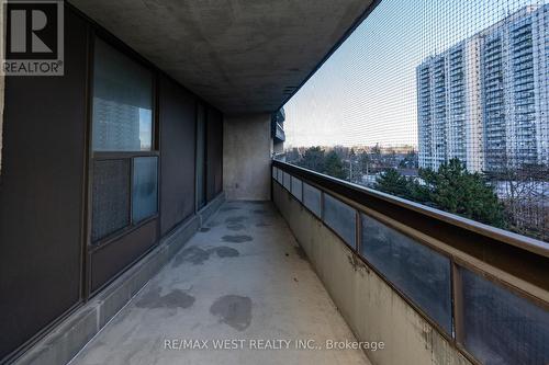 601 - 100 Quebec Avenue, Toronto, ON - Outdoor With Balcony With Exterior