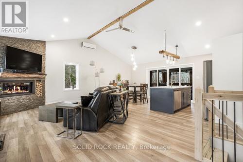 1410 Du Golf Road, Clarence-Rockland, ON - Indoor With Fireplace