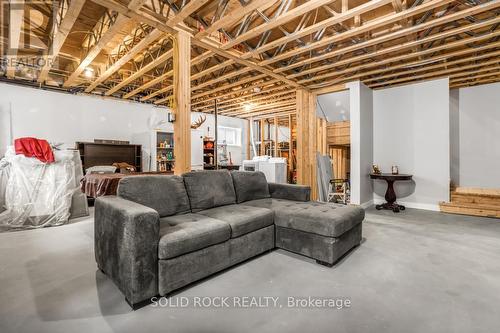 1410 Du Golf Road, Clarence-Rockland, ON - Indoor Photo Showing Basement