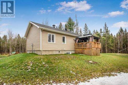 1410 Du Golf Road, Clarence-Rockland, ON - Outdoor With Deck Patio Veranda