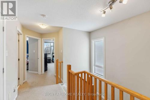 300 Cooks Mill Crescent, Ottawa, ON - Indoor Photo Showing Other Room