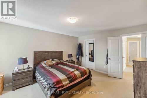 300 Cooks Mill Crescent, Ottawa, ON - Indoor Photo Showing Bedroom