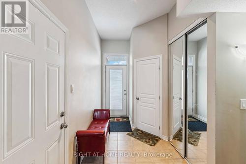 300 Cooks Mill Crescent, Ottawa, ON - Indoor Photo Showing Other Room