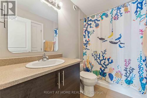 300 Cooks Mill Crescent, Ottawa, ON - Indoor Photo Showing Bathroom