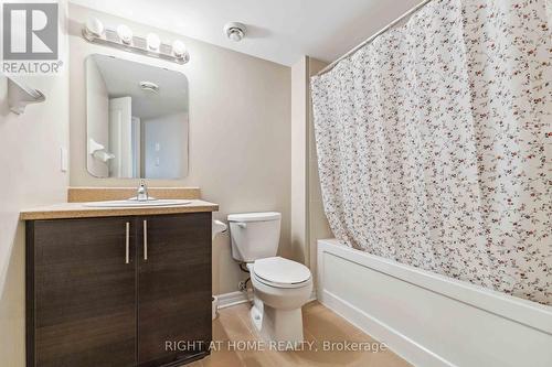 300 Cooks Mill Crescent, Ottawa, ON - Indoor Photo Showing Bathroom