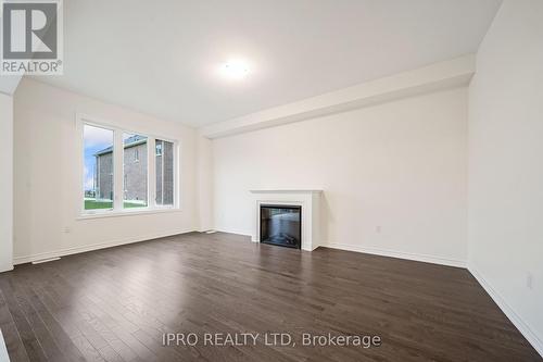 20 Cobriza Crescent, Brampton, ON - Indoor Photo Showing Other Room With Fireplace