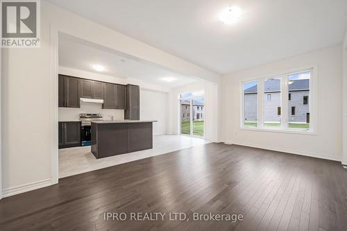 20 Cobriza Crescent, Brampton, ON - Indoor