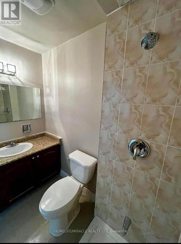 56 Montjoy Crescent, Brampton, ON - Indoor Photo Showing Bathroom