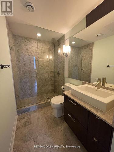 708 - 8 Mercer Street, Toronto, ON - Indoor Photo Showing Bathroom